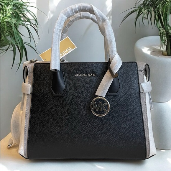 🌸NeW! $860 Michael Kors Mercer Belted Satchel & Wallet - Picture 2 of 8